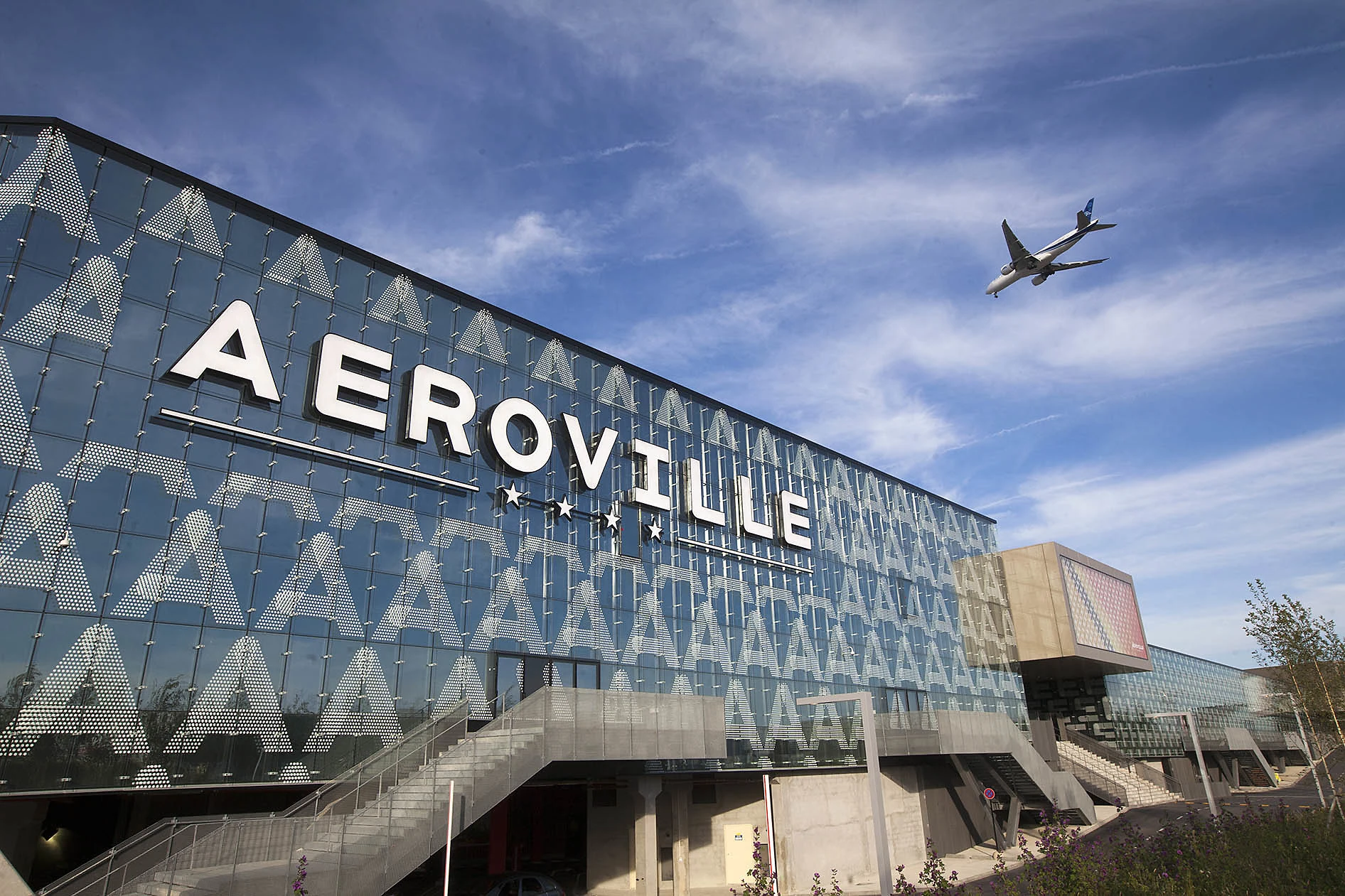 Aeroville